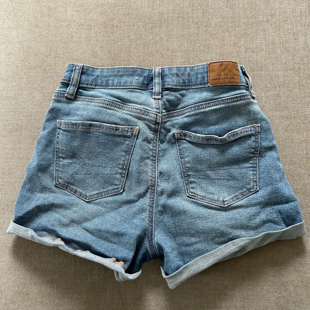 American Eagle High Waisted Shorts - Picture 2 of 3
